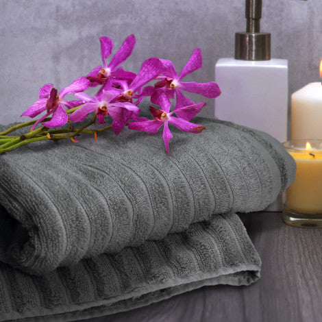 Palms Luxury Towel - Simply Merchandise